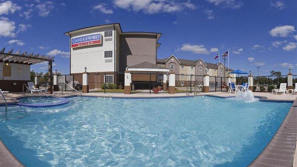 Candlewood Suites Lake Jackson By Ihg Exterior foto